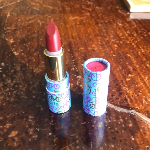 π New! Tarte Berry Cruiser 0.04 oz Travel Size - Picture 4 of 4